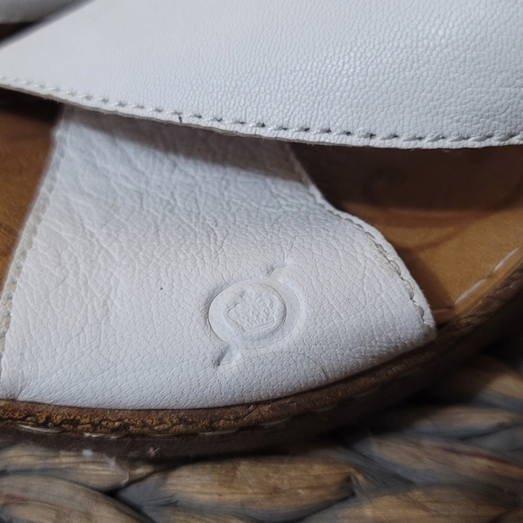 Born Sz 10 White Wedge Slingback 3 inch Heel - Picture 3 of 8